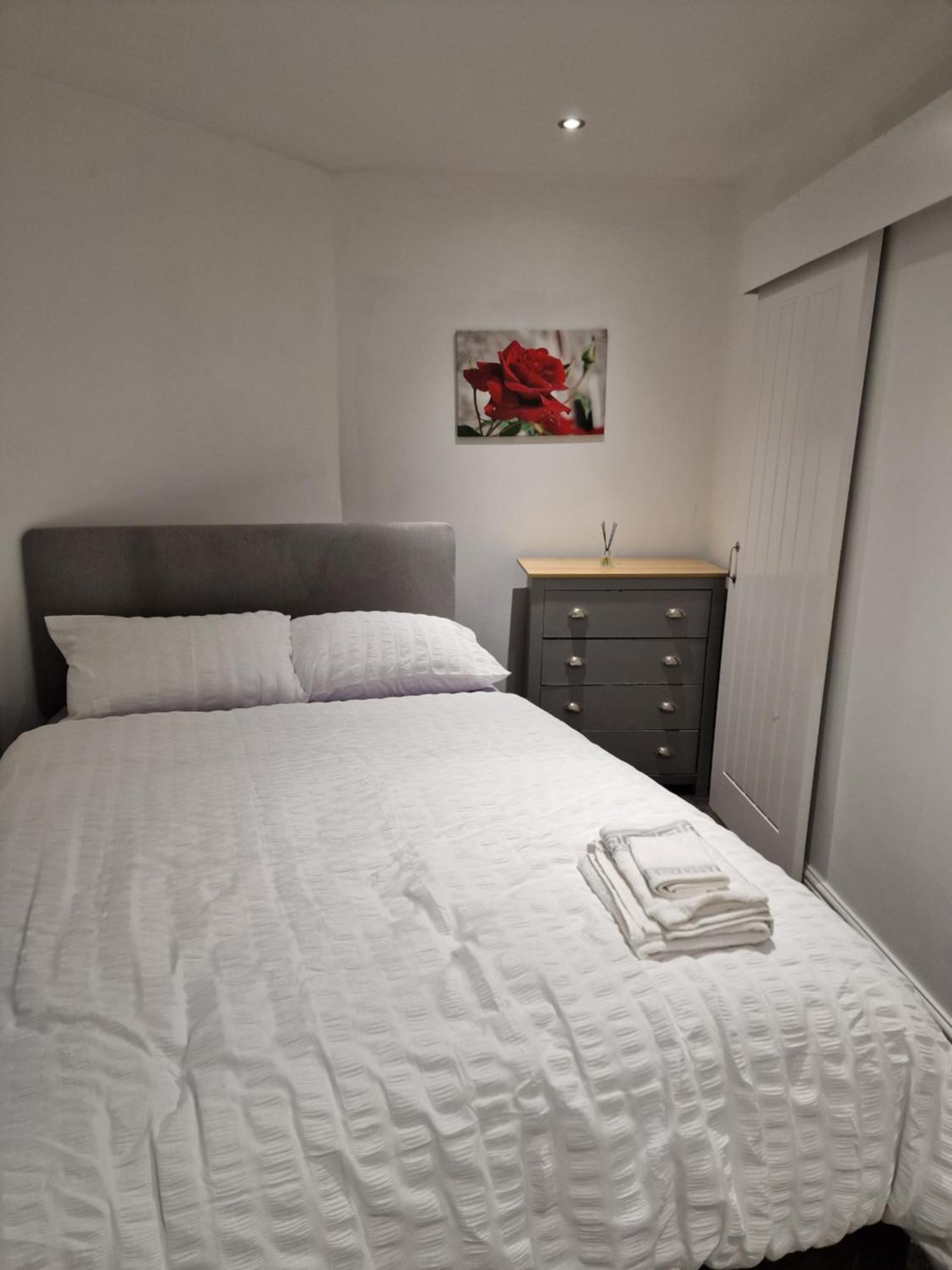 Beautiful Double Bedroom リヴァプール エクステリア 写真