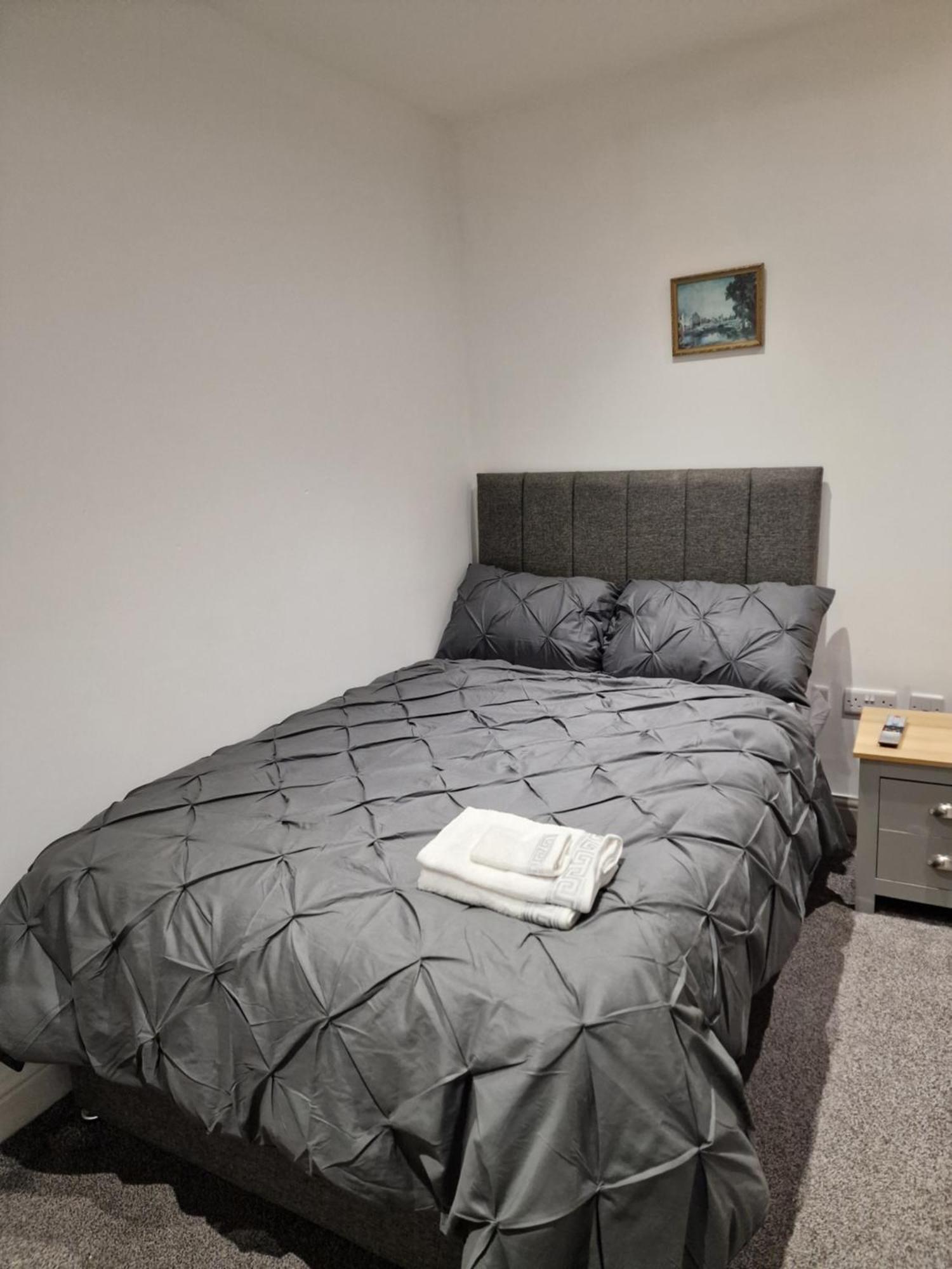 Beautiful Double Bedroom リヴァプール エクステリア 写真