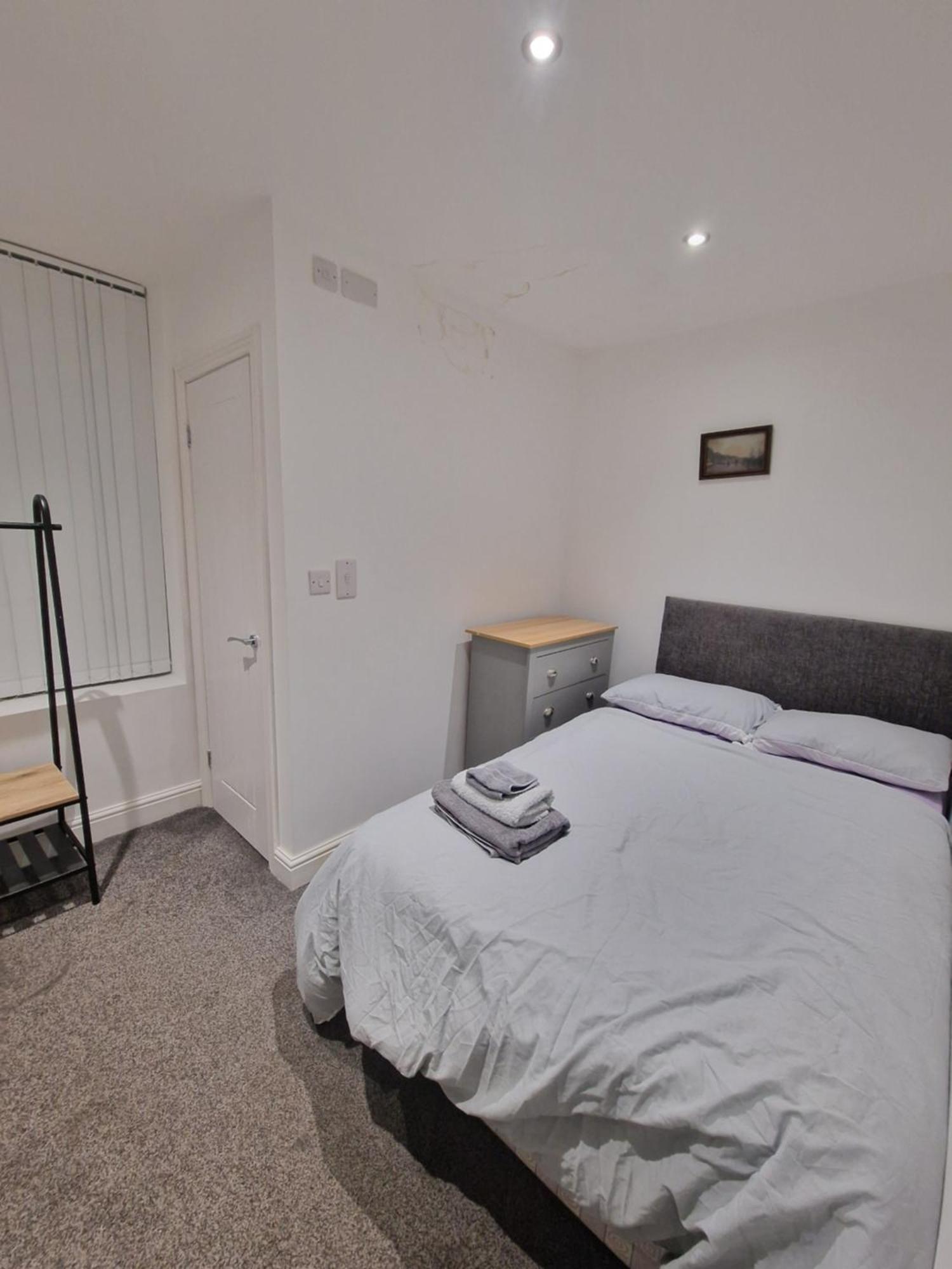 Beautiful Double Bedroom リヴァプール エクステリア 写真